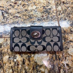 Coach wallet